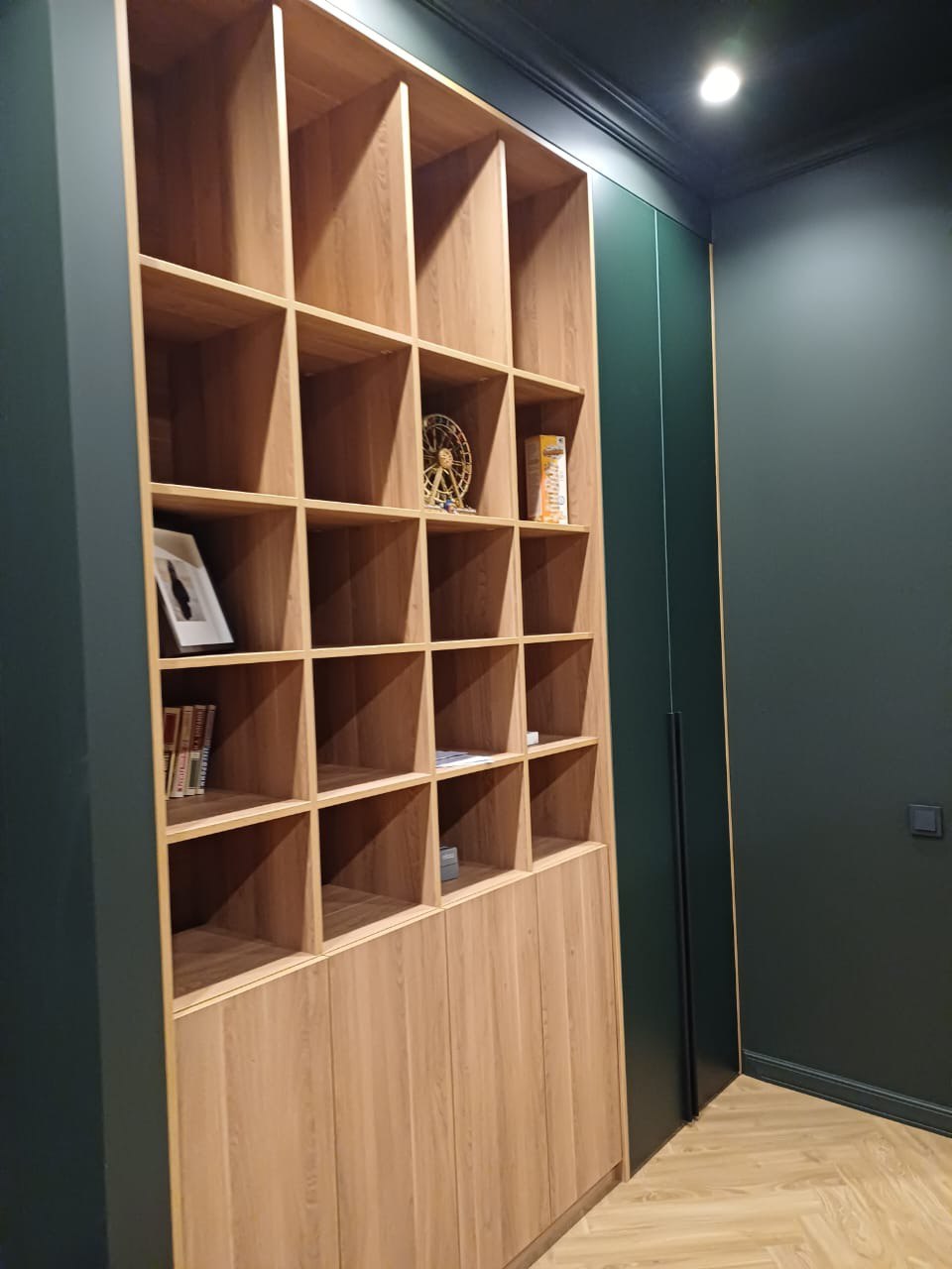 Прихожая - современная отделка